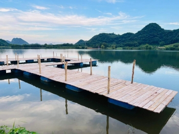 Bán Biệt thự nghỉ dưỡng mặt hồ tại Lạc Sơn, Hoà Bình giá chỉ 13 tỷ.